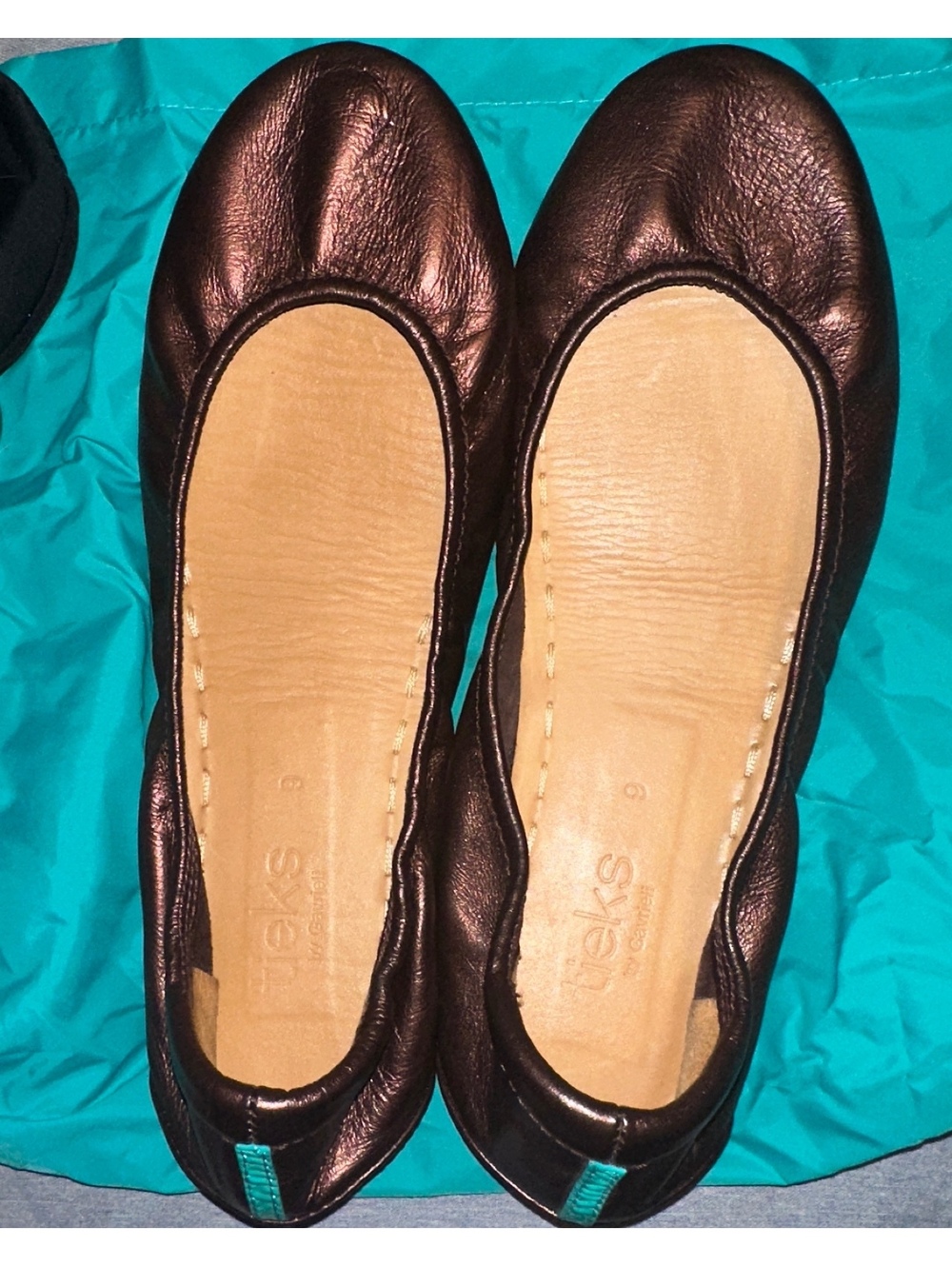 Tieks Raspberry Truffle Size 9